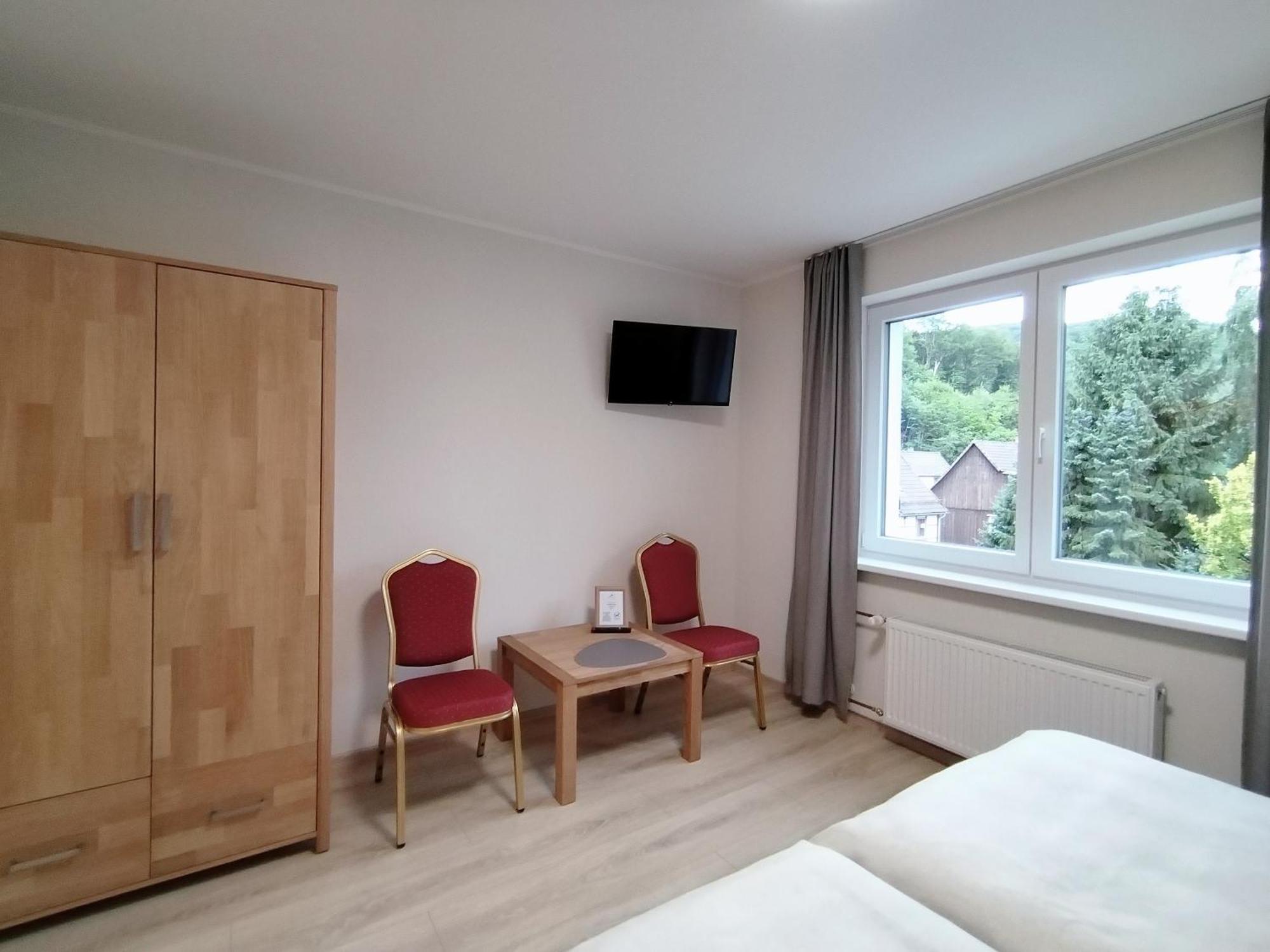 Am Berg Hotel-Restaurant Herzberg am Harz Εξωτερικό φωτογραφία